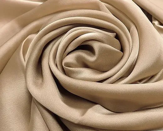 Grote zijdeachtige hijab - Med!na Fashion